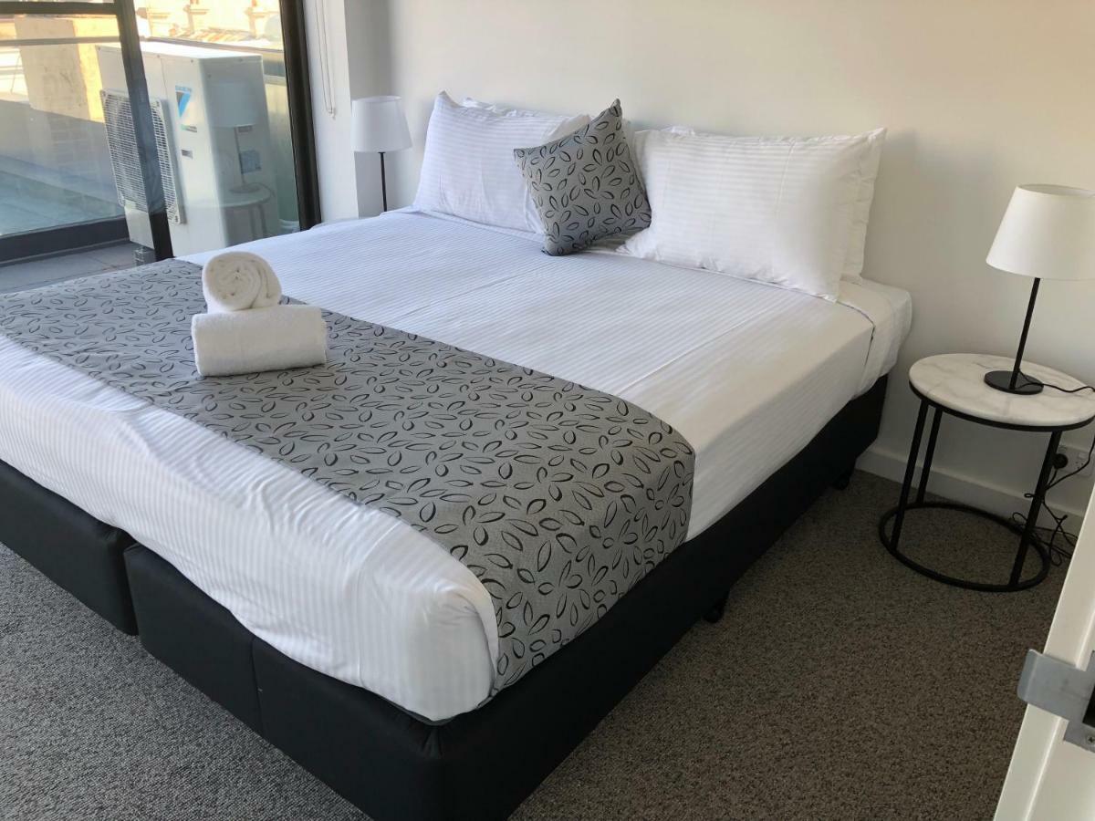 Q Squared Serviced Apartments Melbourne Exterior foto